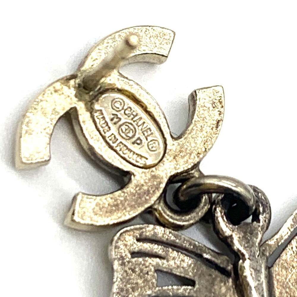 CHANEL Authentic Logo Earrings - Picture 3 of 6